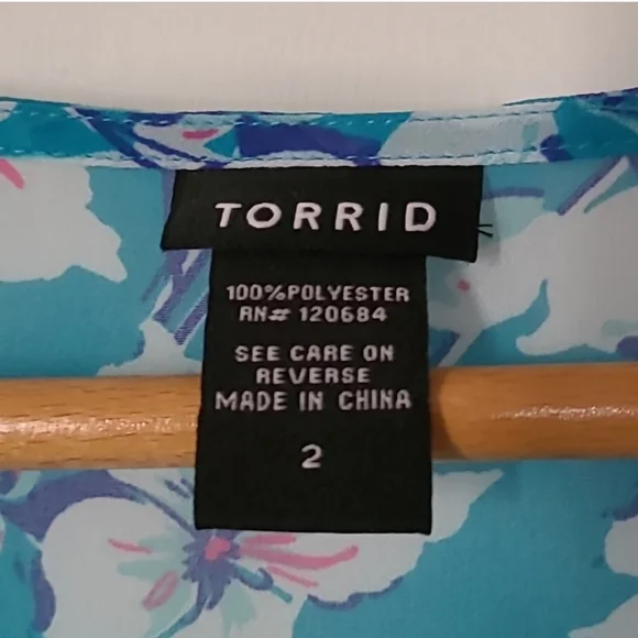 Torrid Sheer Floral Blouse - Picture 4 of 8